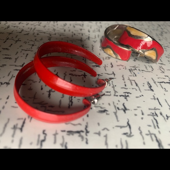 80s Red Hoop Earrings - Picture 3 of 3